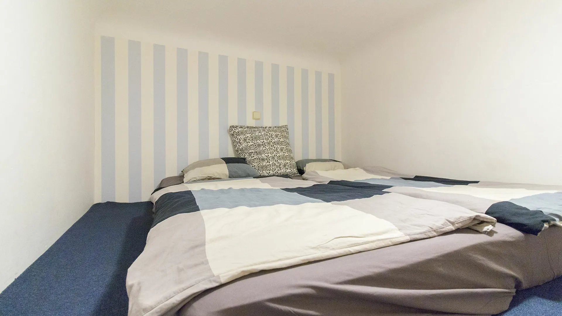 Cosy Apartment For 6 Next To The Main Train Station By Easybnb 布拉格 0*,  捷克